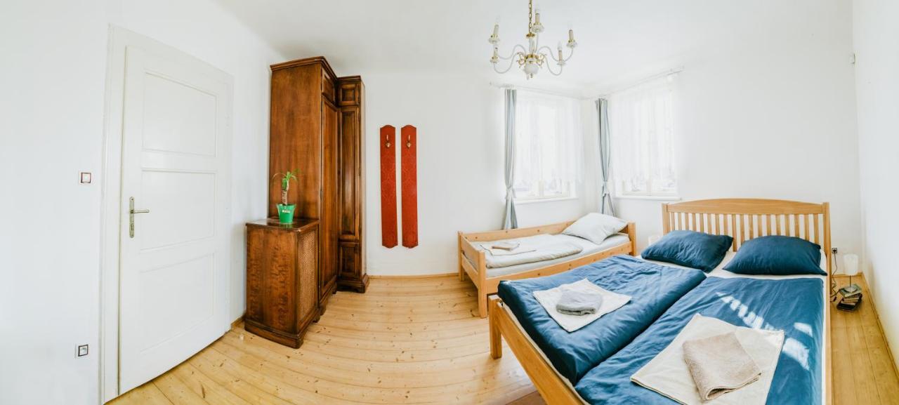 U Nas Ve Vile Guest House Cejc Luaran gambar
