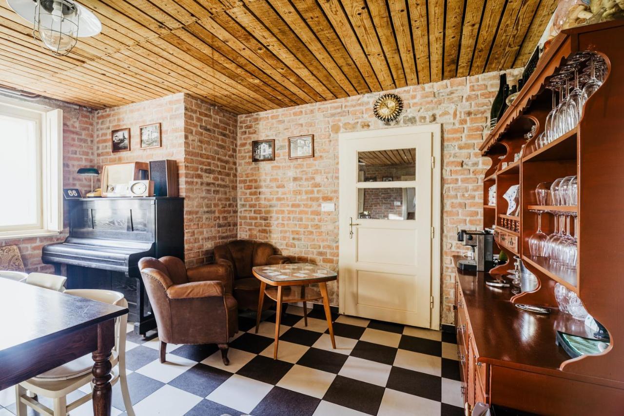 U Nas Ve Vile Guest House Cejc Luaran gambar